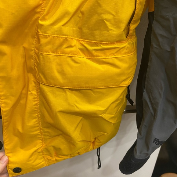 Northface Men’s Coat with matching fleece - Picture 6 of 8